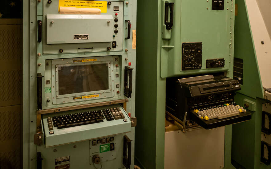 Oscar-Zero launch control.